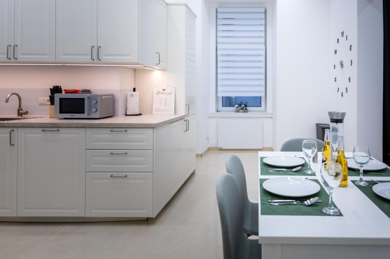 Family Deluxe A Stone Throw From The City Centre And Danube Wien Exterior foto